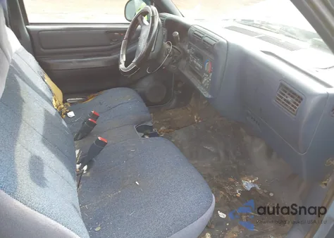 1996 Chevrolet S Truck S10 z USA, uszkodzony, nr VIN 1GCCS14X3TK113762